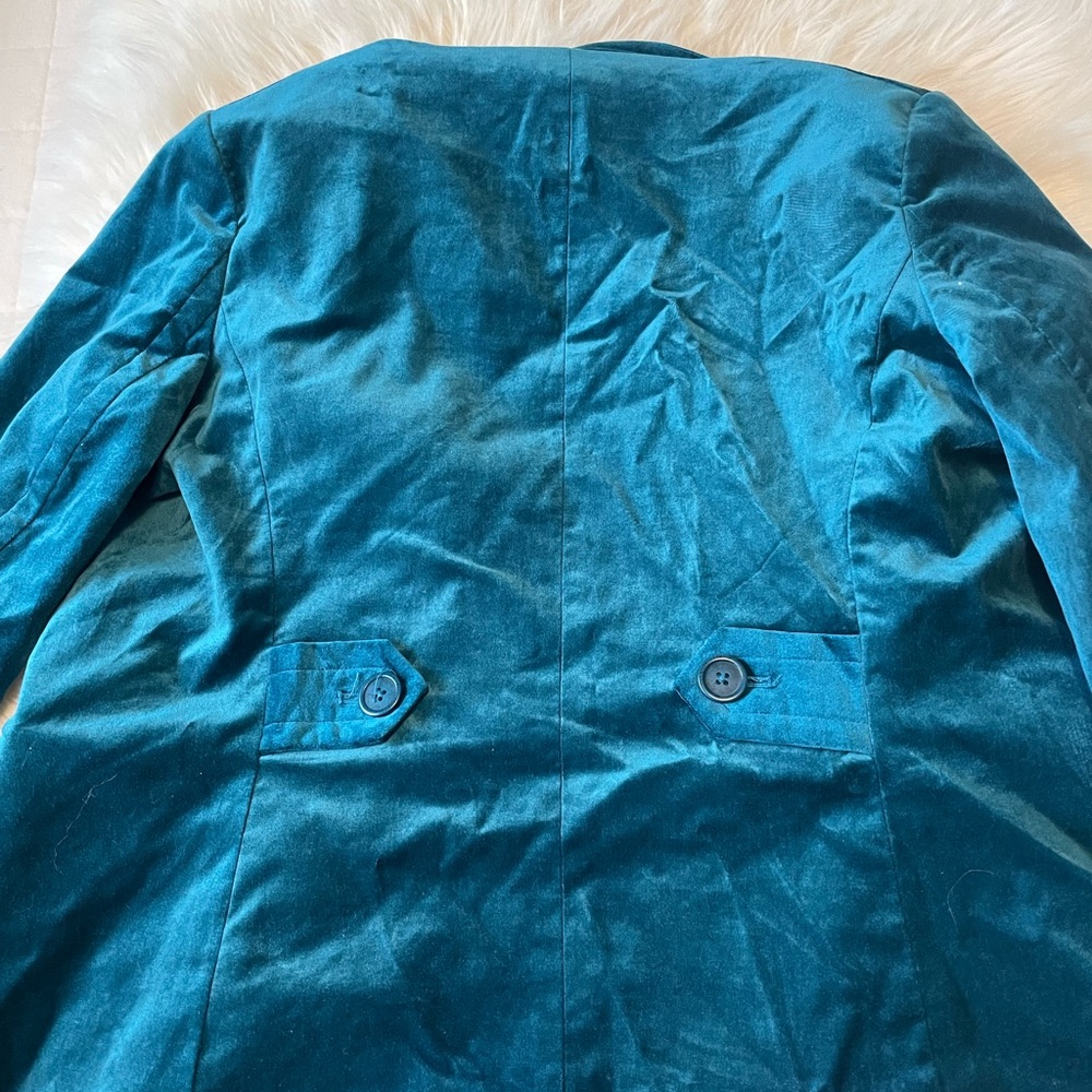 Jacket - Picture 3 of 3
